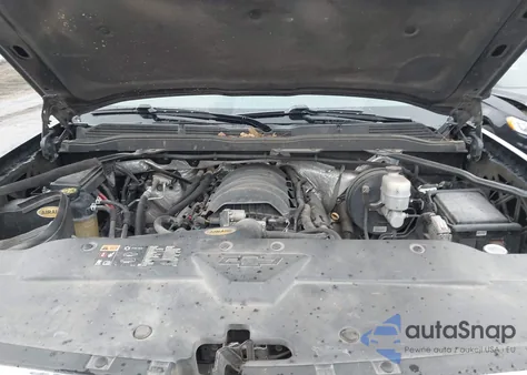 2015 Chevrolet Silverado 1500 1Lt из США, поврежденный, VIN 3GCUKREC9FG307318